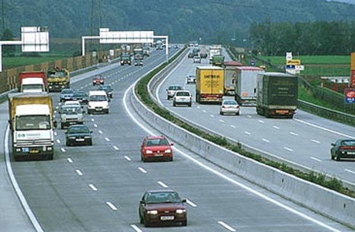 Çka duhet të keni parasysh gjatë ngasjes në autoudhë?