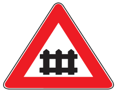 Çka paralajmëron kjo shenjë e trafikut?